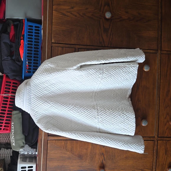 White quilted jacket. Women's size L - Picture 7 of 14